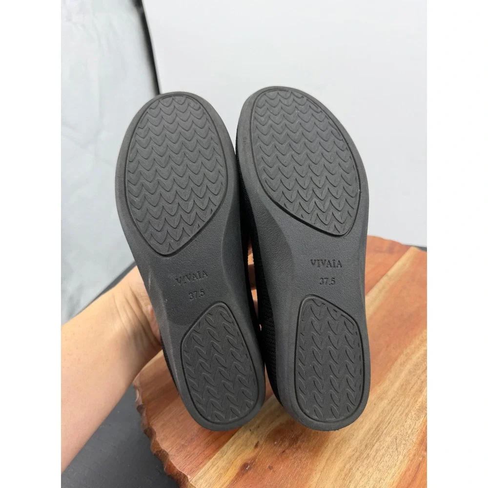 Vivaia claire walker Round Toe Flats Women 37.5 7 Black Knit Sustainable Slip On